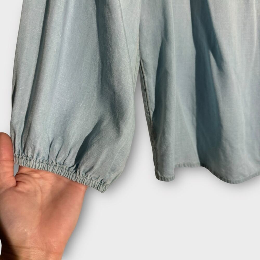 Caslon Pintuck Sleeve Chambray Top, Small - Picture 10 of 12